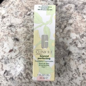 New Clinique beyond perfecting foundation + concealer. New in box